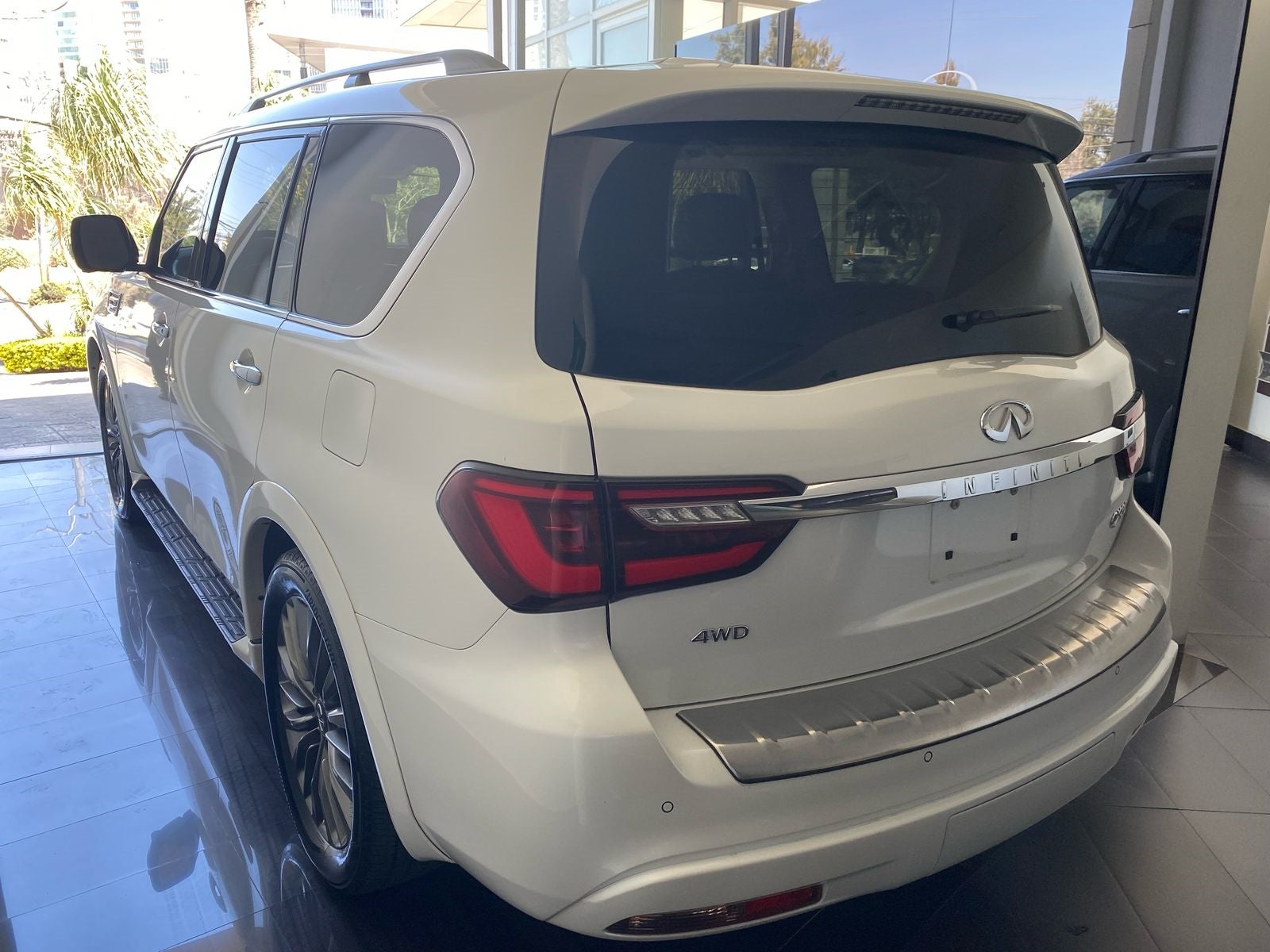 2021 INFINITI QX80 SENSORY, V8, 5.6L, 400 CP, 5 PUERTAS, AUT, 8 PASAJEROS