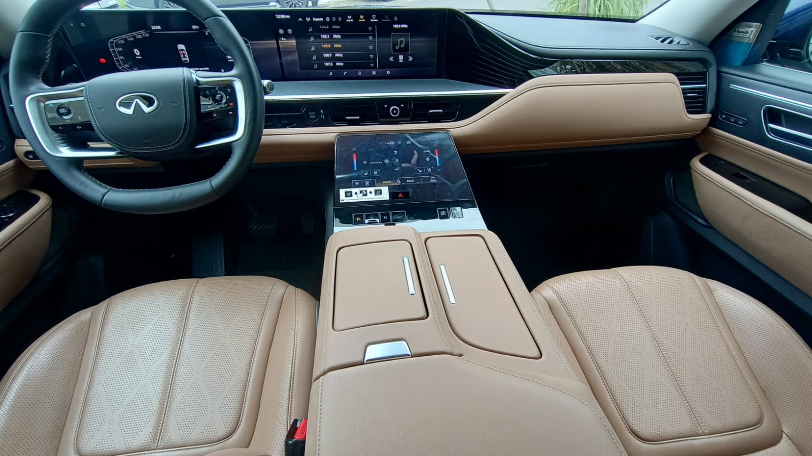 2025 INFINITI QX80 4WD, V6, 3.5L, 450 CP, 5 PUERTAS, AUT, 7 PASAJEROS