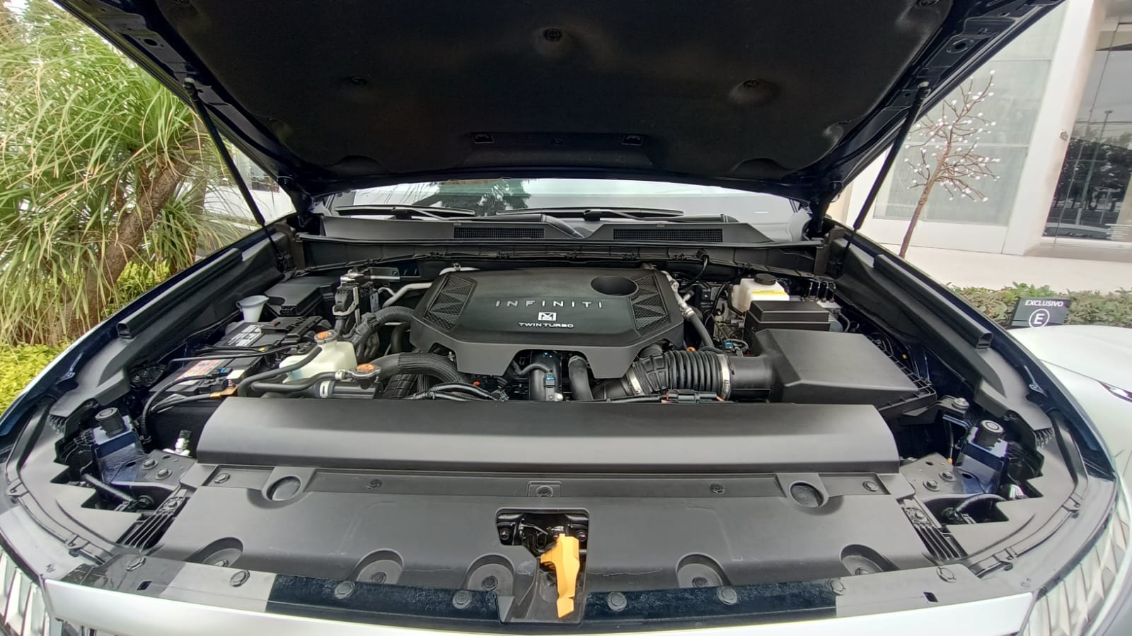 2025 INFINITI QX80 4WD, V6, 3.5L, 450 CP, 5 PUERTAS, AUT, 7 PASAJEROS