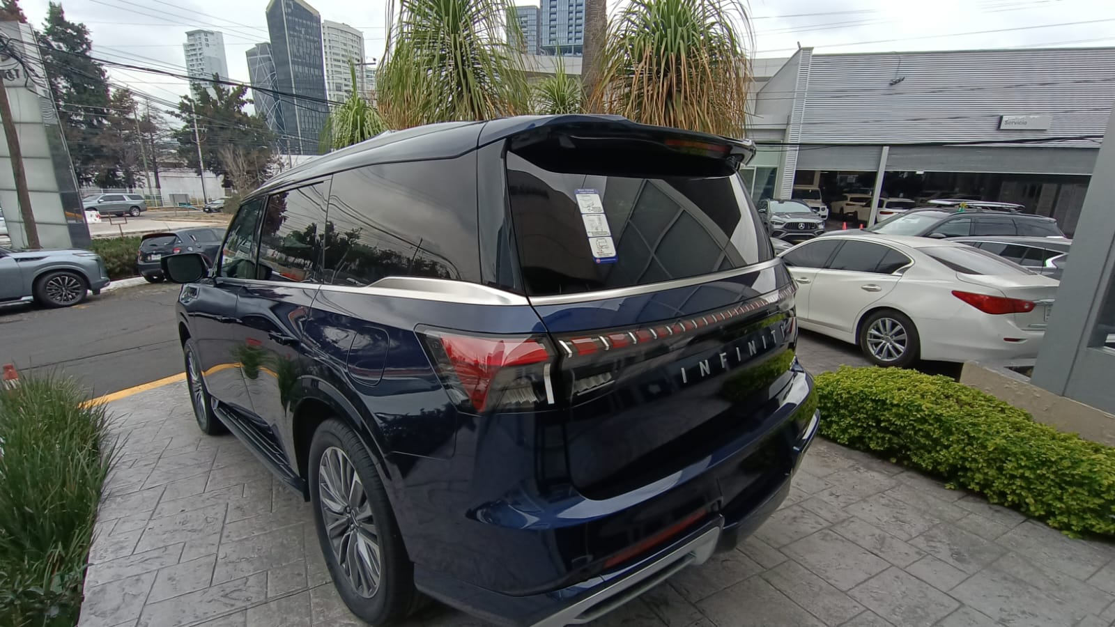 2025 INFINITI QX80 4WD, V6, 3.5L, 450 CP, 5 PUERTAS, AUT, 7 PASAJEROS